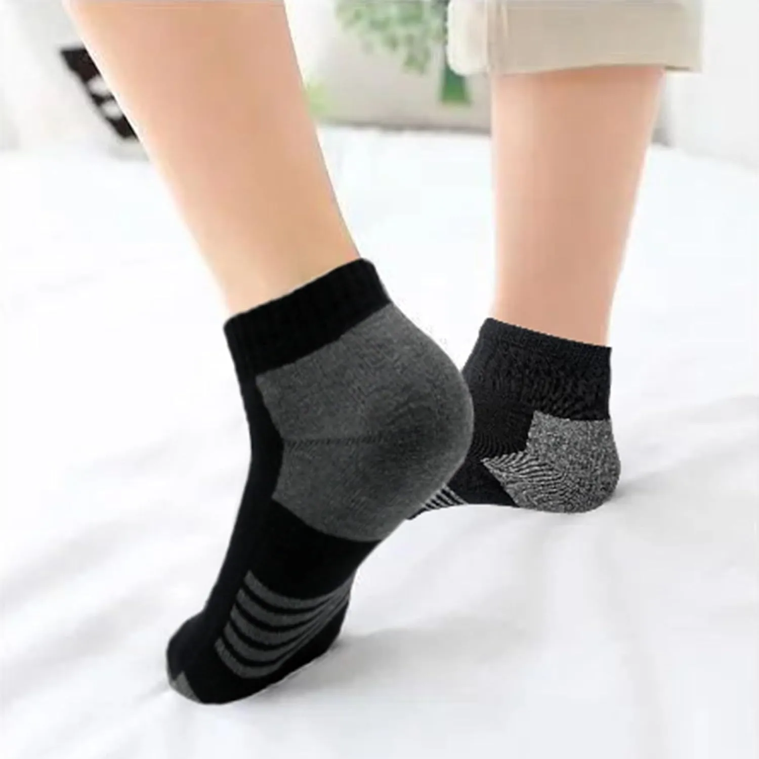 16-30 Pairs Boys Low Cut Ankle Socks Kids Crew Athletic Breathable Cushion Sole Socks for Running Hiking