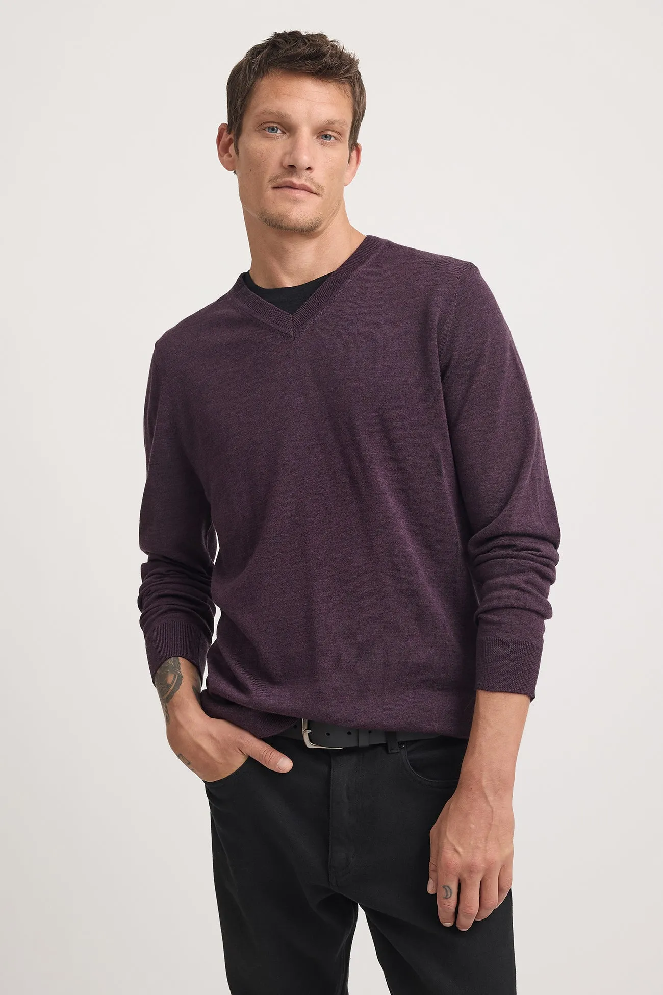 FINE V NECK