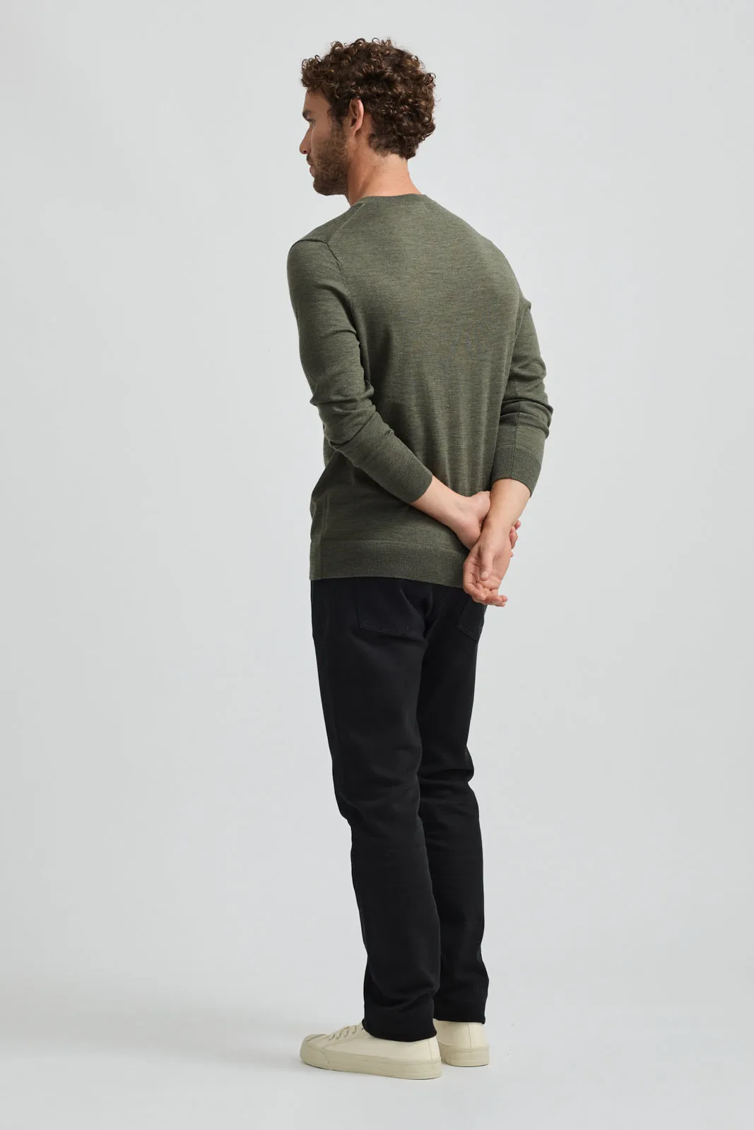FINE V NECK