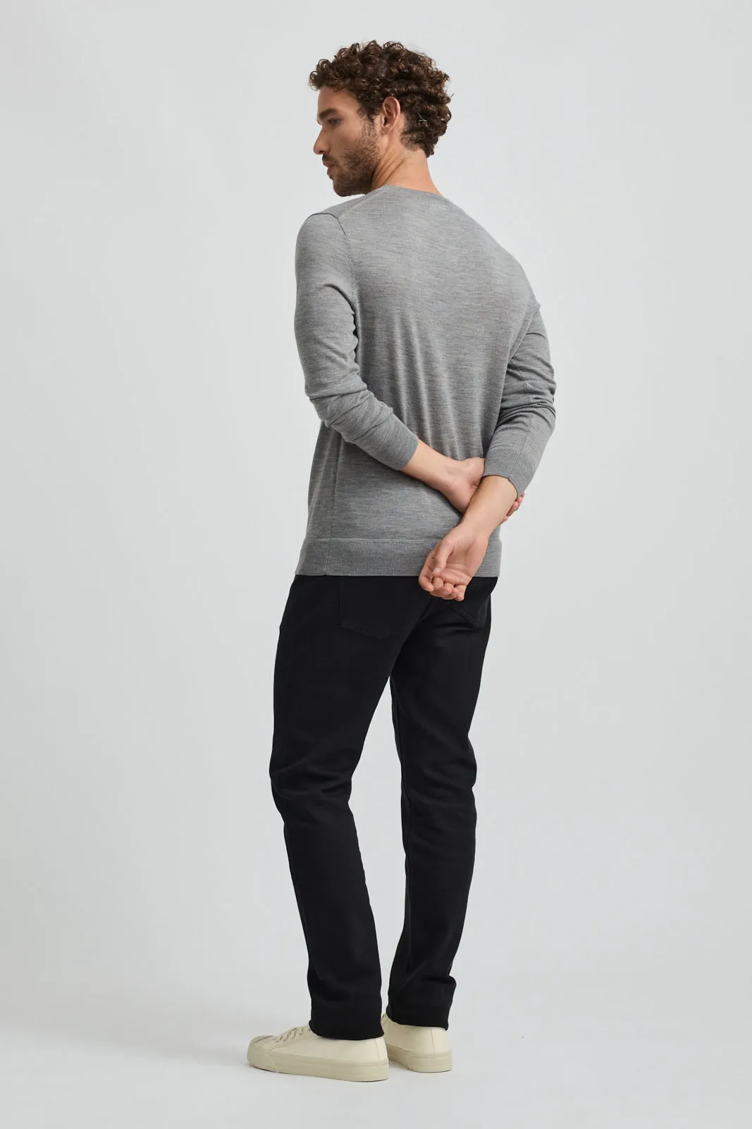 FINE V NECK