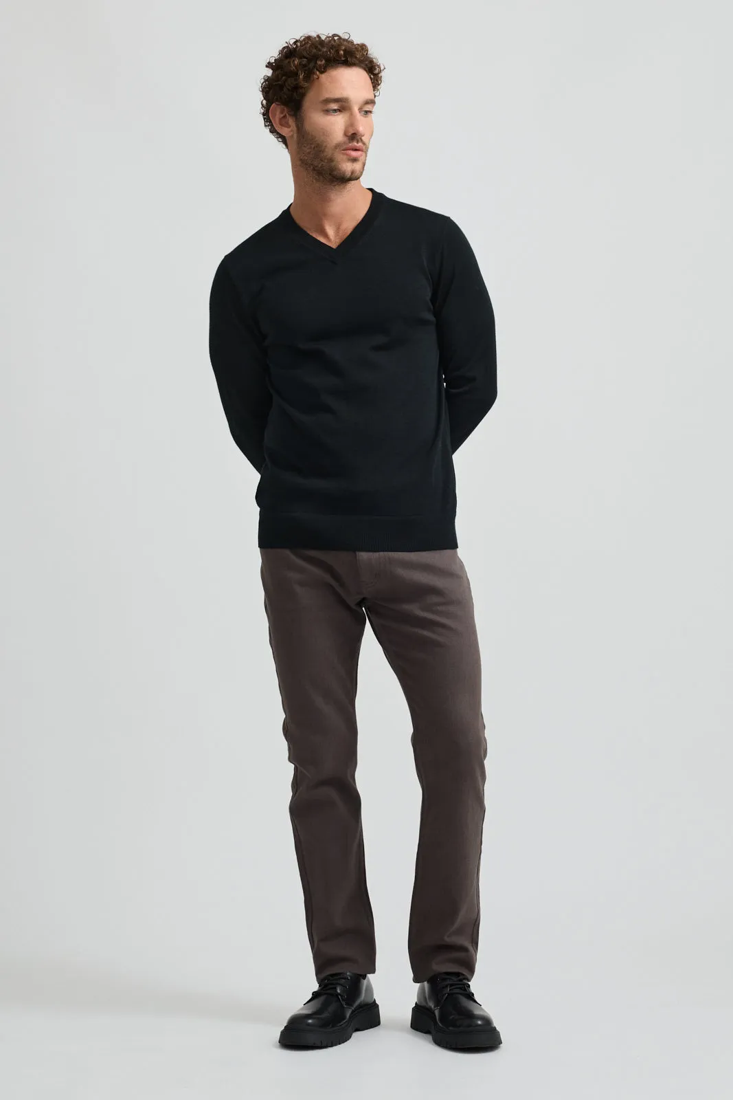 FINE V NECK