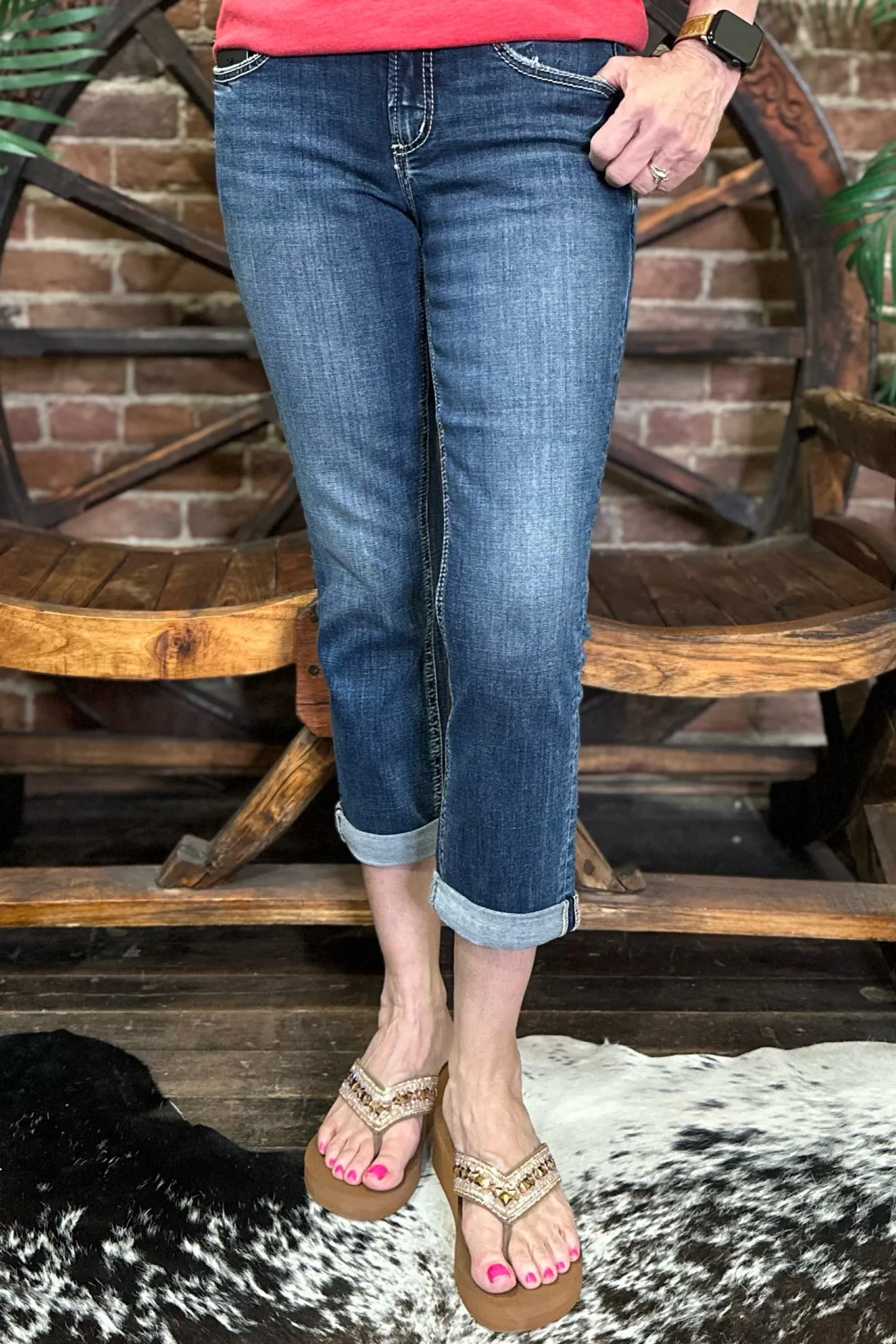 Flag Pocket Suki Capri by Silver Jeans